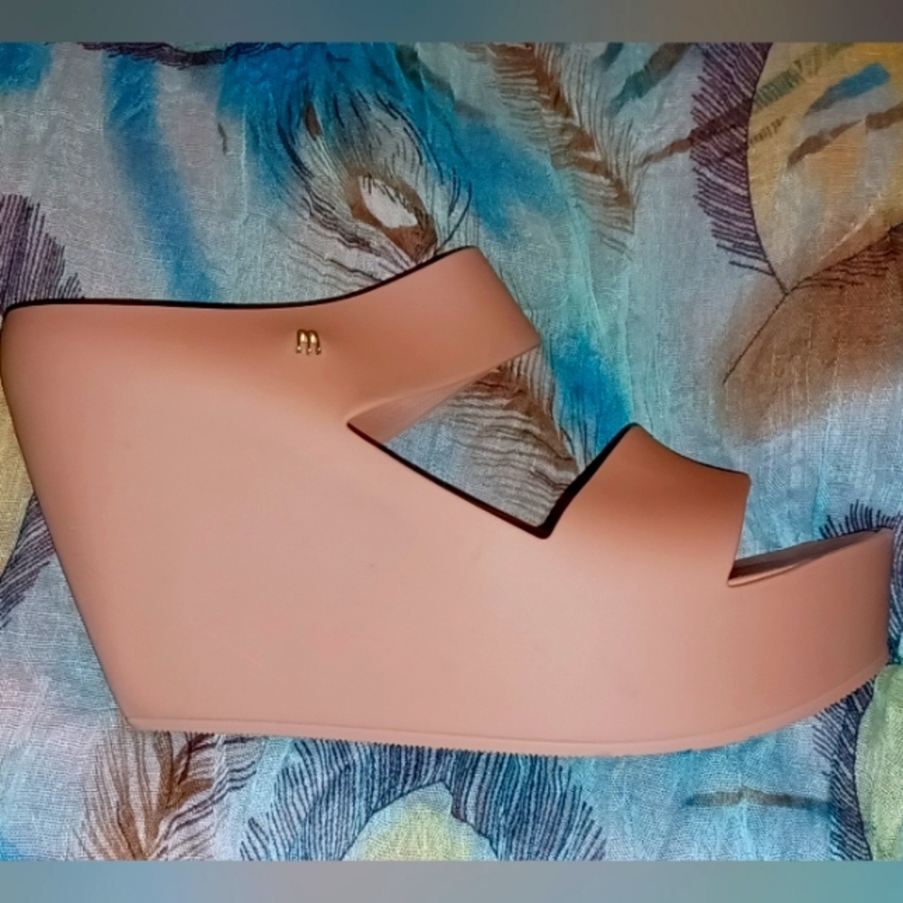 NWOB Melissa Platform Wedges
